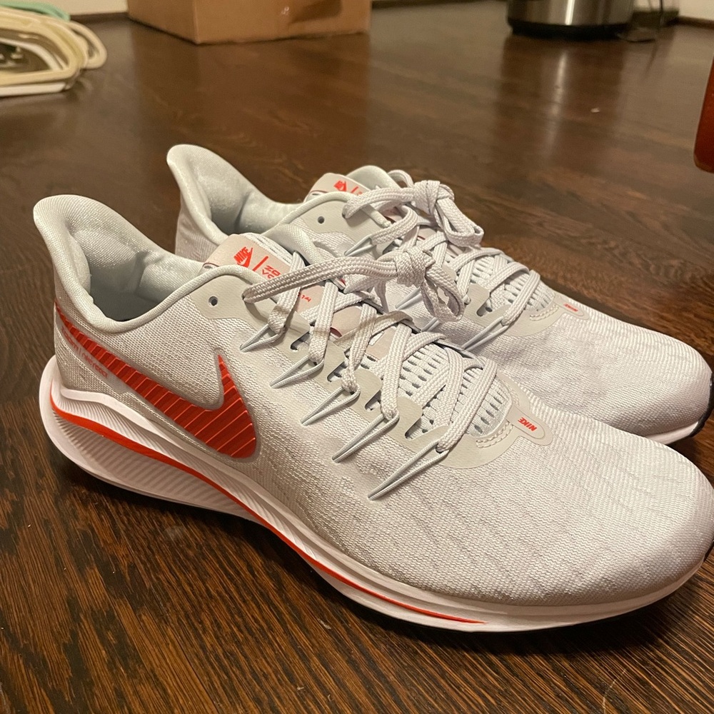 W Nike Air Zoom Vomero 14 TB